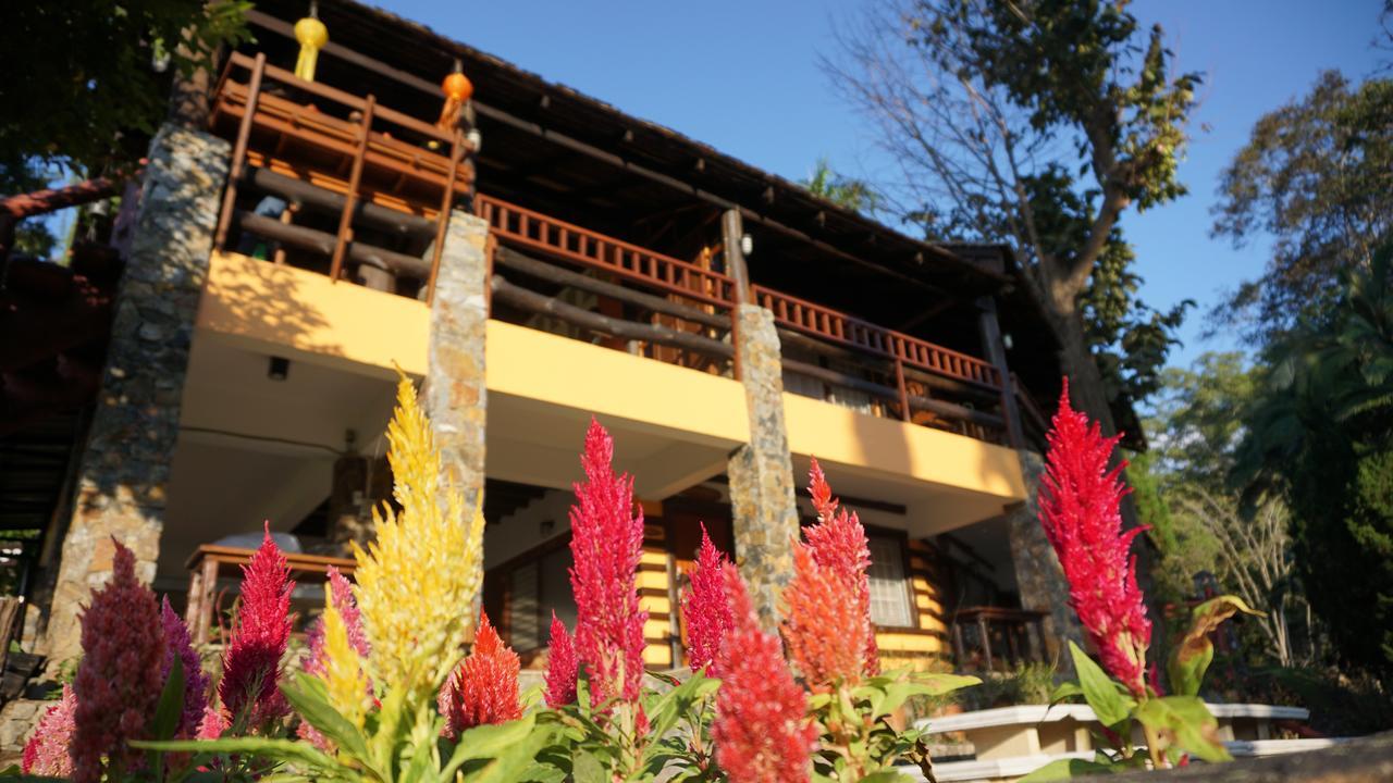 Phutarntree Resort Chiang Mai Exterior foto